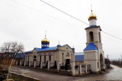 Николаевский храм в Константиновке