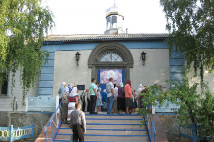 Успенский храм в селе Доброполье