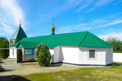 Николаевский храм в Часов Яре