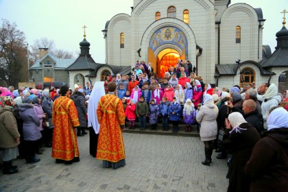 Архиерейское богослужение в Иово-Почаевском храме Константиновки