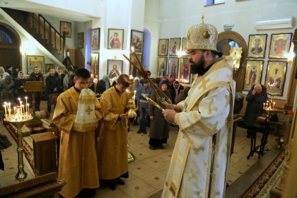 Архиерейская литургия в храме мч. Виктора г. Димитров