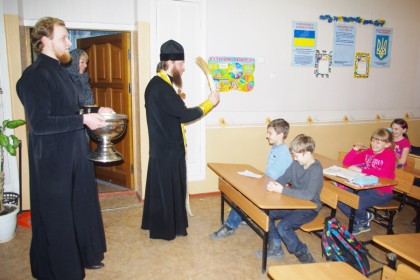 Освящение школы в Славянске