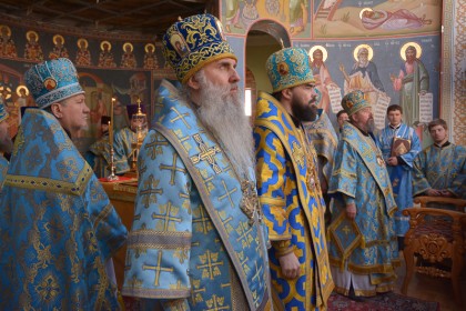 Престольный день Иверского монастыря в Донецке