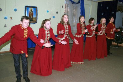 Воскресная школа "Росток" дарит праздничное настроение