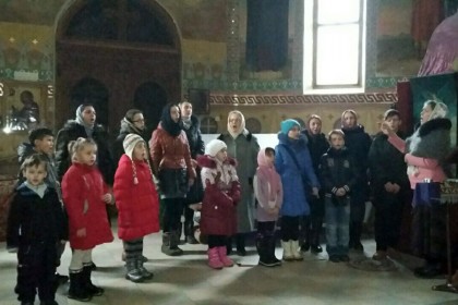 Детский церковный хор в Троицком соборе Краматорска