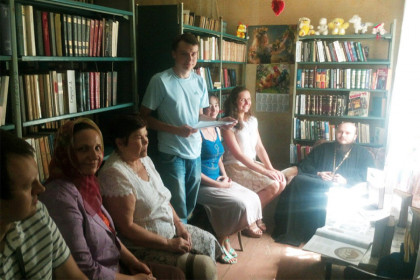 Проект "Духовность" в юношеской библиотеке Горловки