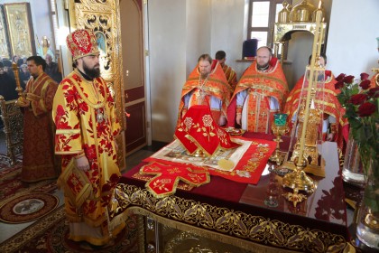 Архиерейская литургия в Климентовском храме Дзержинска