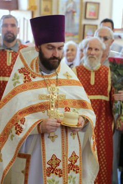 Священник Олег Кручинин