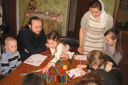 Урок в воскресной школе. Фото: svpanteleimon.church.ua