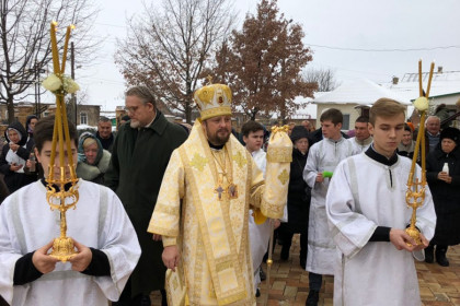 Епископ Спиридон в Михайловском храме