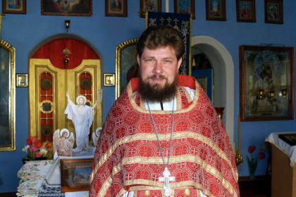 Священник Виталий Ворона