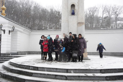 Поездка молодёжи Серафимовского храма в Успенскую Святогорскую лавру