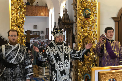 Епископ Спиридон в Николаевском храме Дружковки