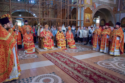 Престольный праздник Георгиевского собора Макеевки