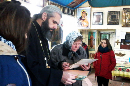Школьники изучают историю храма в Щербиновке