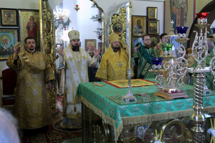 Престольный праздник в Серафимовском храме Славянска