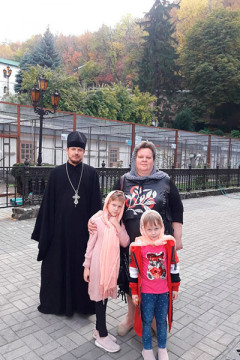 Мария Николенко-Клапчук с семьей