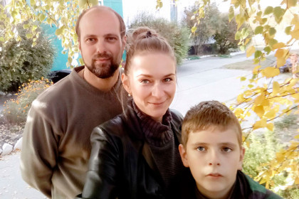 Протоиерей Алексий Попов с семьёй