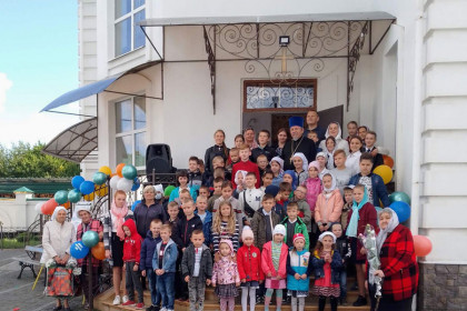 Воскресной школе Николаевского храма Бахмута - 10 лет