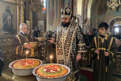 Литургия Преждеосвященных Даров в Александро-Невском кафедральном соборе Славянска