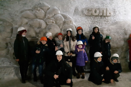Концерт воскресной школы п. Луганское в соляной шахте Соледара
