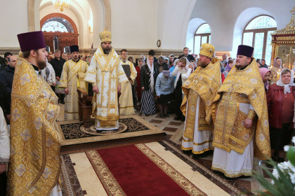 Престольный день Николаевского собора