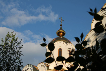Викторовский храм Мирнограда (Димитрова)