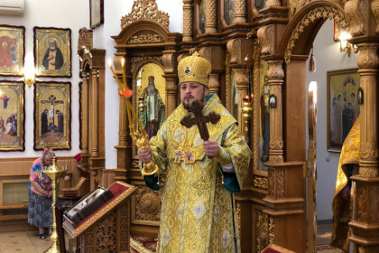 В Неделю 9 по Пятидесятнице епископ Спиридон