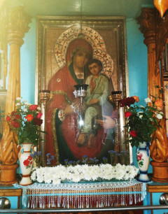 Чтимая Святогорская икона Богородицы храма Рождества Богородицы в селе Крестище