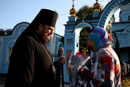Епископ Спиридон совершил литургию в храме Рождества Богородицы посёлка Новоэкономическое