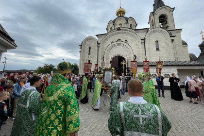 Престольный праздник отметил Иово-Почаевский храм Константиновки