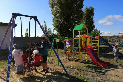 Открытие детской площадки Паламарчук