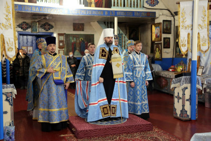 Архиерейское богослужение в Николаевском храме Никитовки