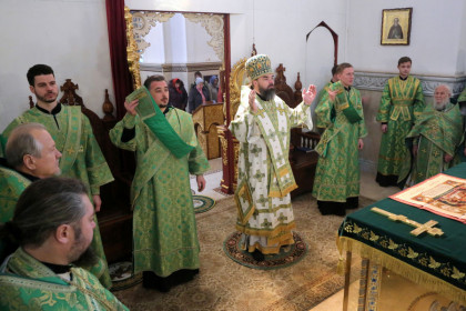 Престольный праздник Николаевского архиерейского собора Горловки