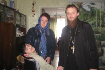 Опека священников над инвалидами г. Славянск