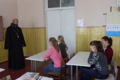 Беседа со школьниками в пос. Щербиновка