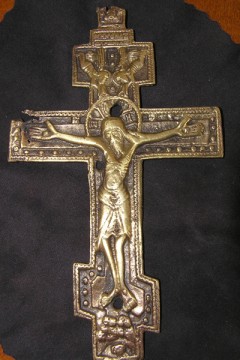 Старинный крест